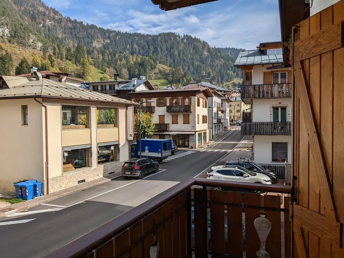 Auronzo Vacanze Di Marina E Valter - Corte 25 Auronzo di Cadore 0*,