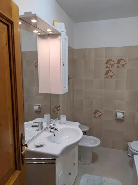 Auronzo Vacanze Di Marina E Valter - Corte 25 Auronzo di Cadore 0*,